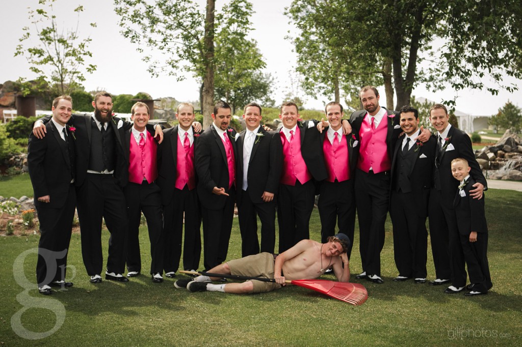 IMAGE: http://www.gillphotos.com/wp-content/uploads/2013/06/Pelican_Lakes_Wedding_Windsor_14-1024x682.jpg