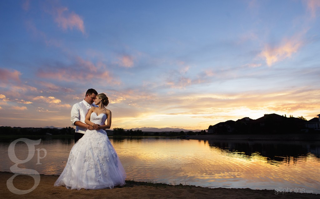 IMAGE: http://www.gillphotos.com/wp-content/uploads/2013/06/Pelican_Lakes_Wedding_Windsor_27-1024x637.jpg