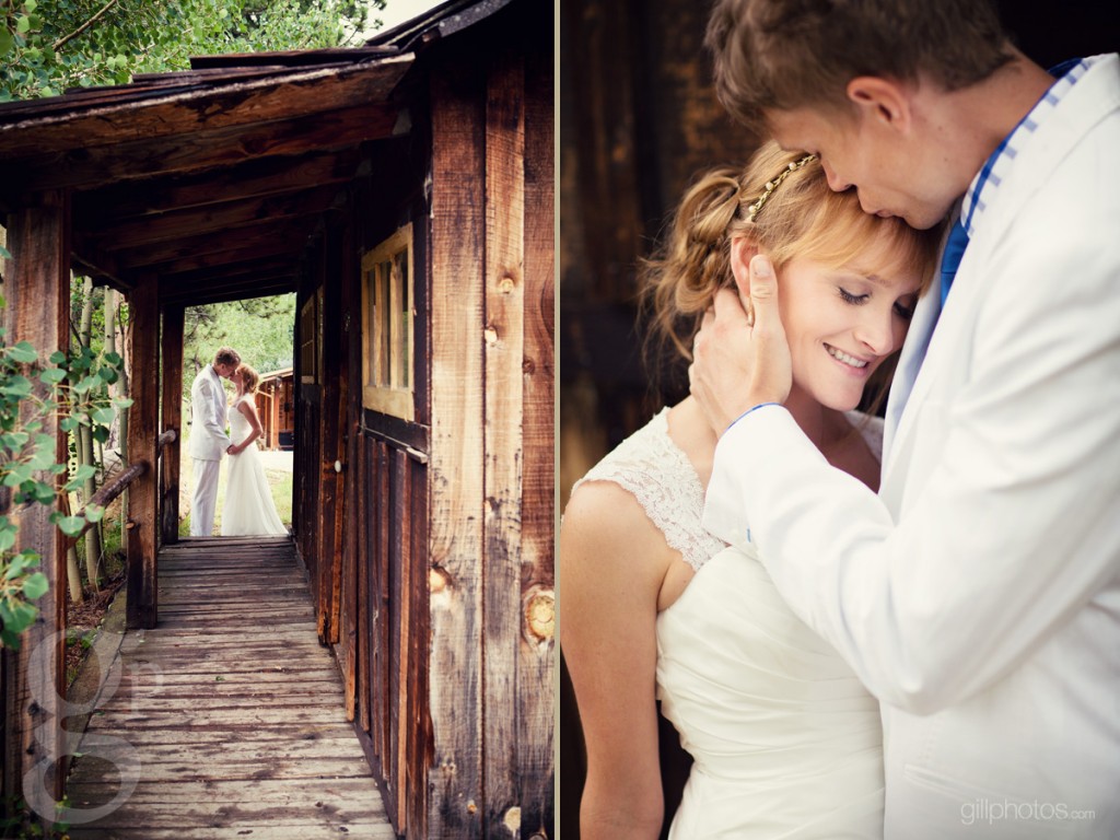 IMAGE: http://www.gillphotos.com/wp-content/uploads/2013/10/Wild_basin_Lodge_Wedding-20-1024x768.jpg