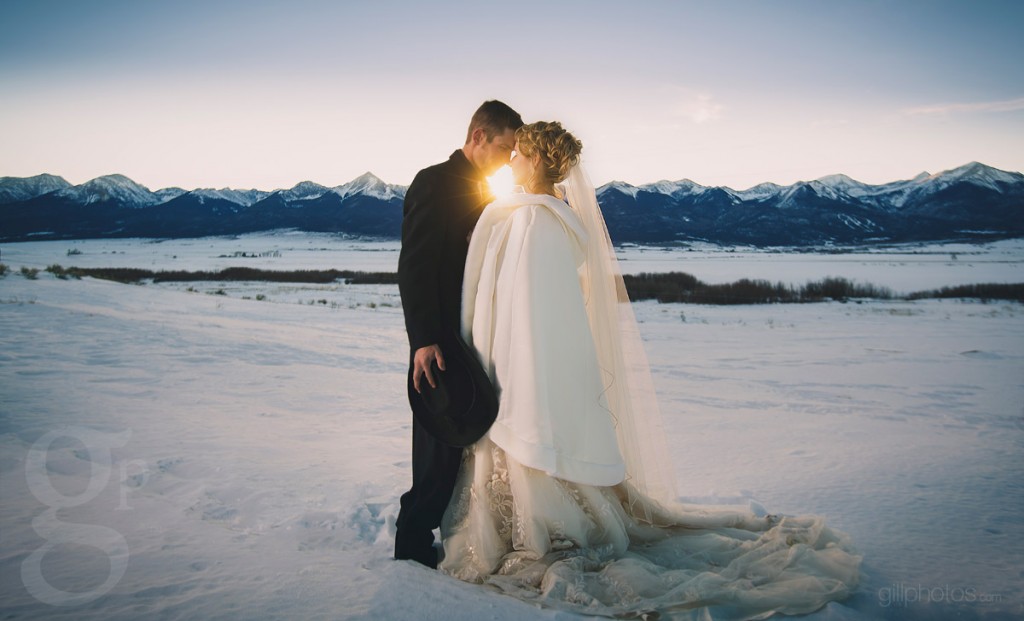 IMAGE: http://www.gillphotos.com/wp-content/uploads/2013/12/Winter-Wedding-Westcliffe-CO-1024x621.jpg